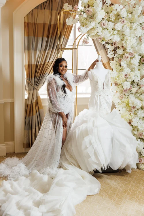 Antinise & Deryck — wedding florals photograph 1