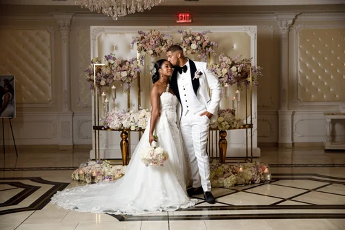 Jillian & Cherrod — wedding florals photograph 8