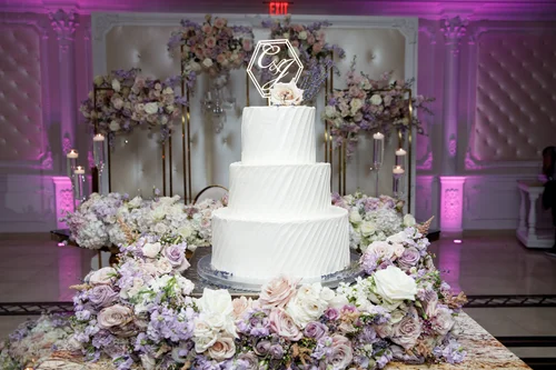Jillian & Cherrod — wedding florals photograph 14